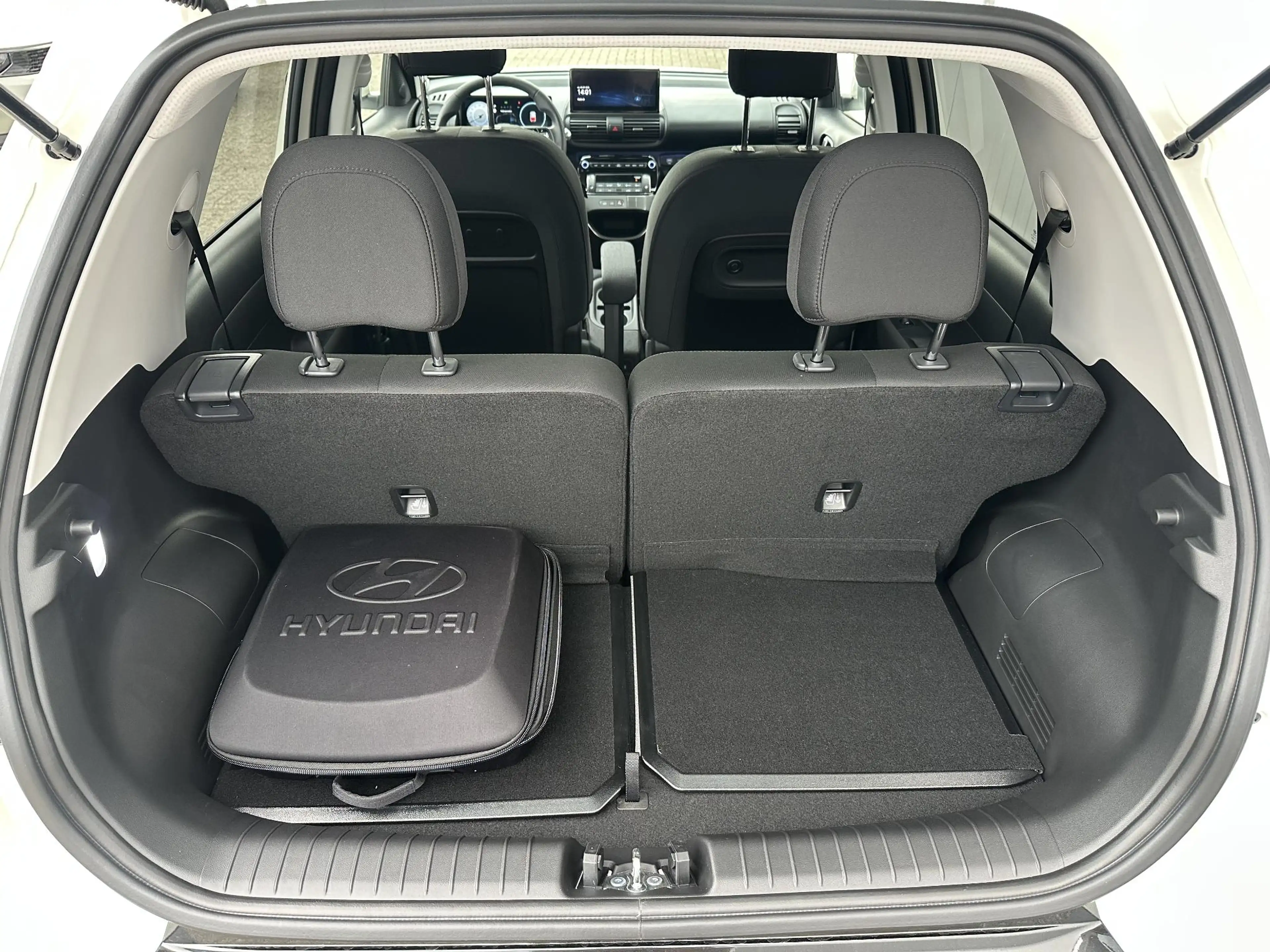 Hyundai Inster Evolve 49 kWh / Cruise control Adaptief / Apple C — photo 21