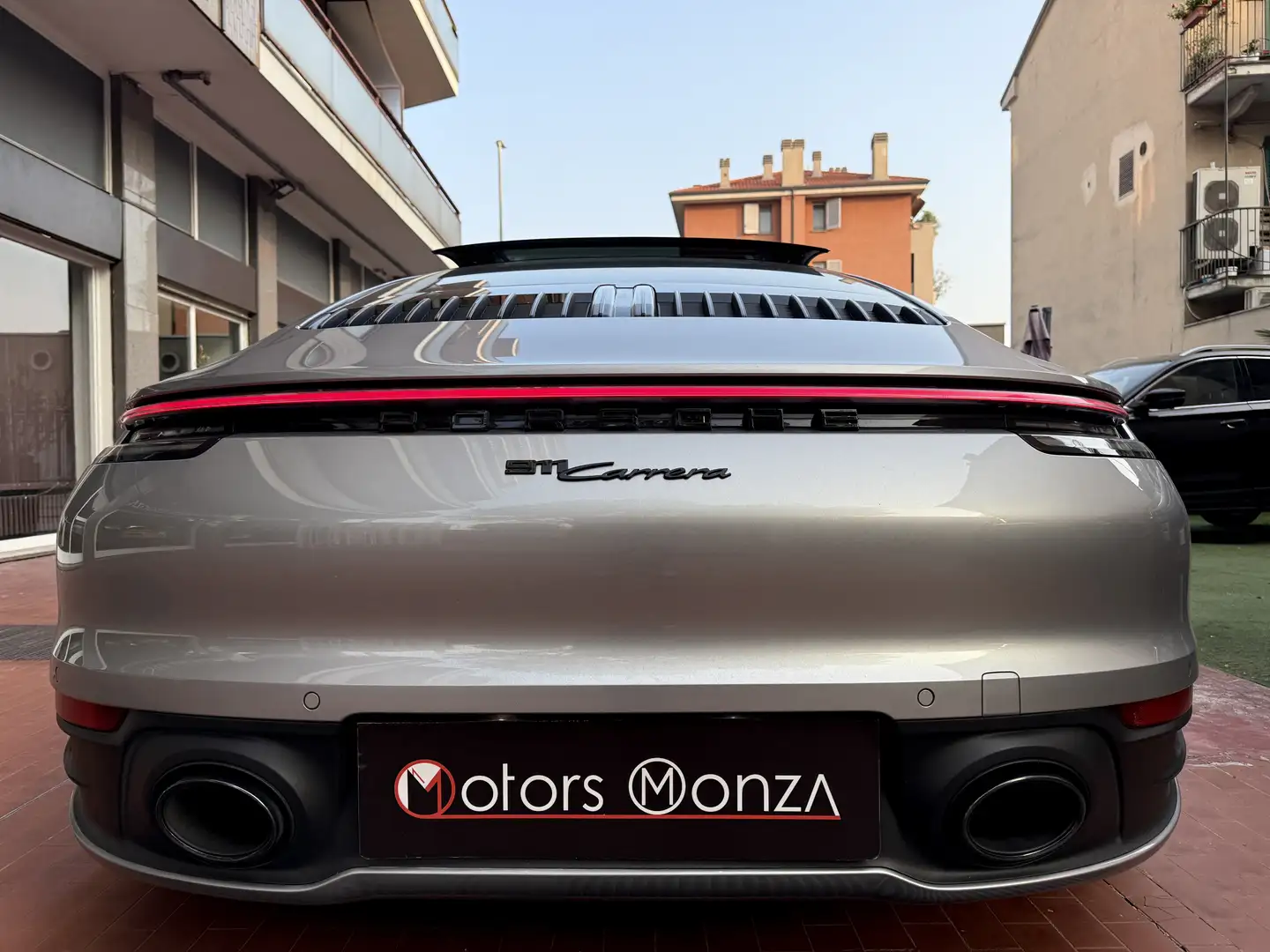 Porsche 911 911 VIII Carrera 992 Coupe Coupe 3.0 Carrera auto Argento - 2