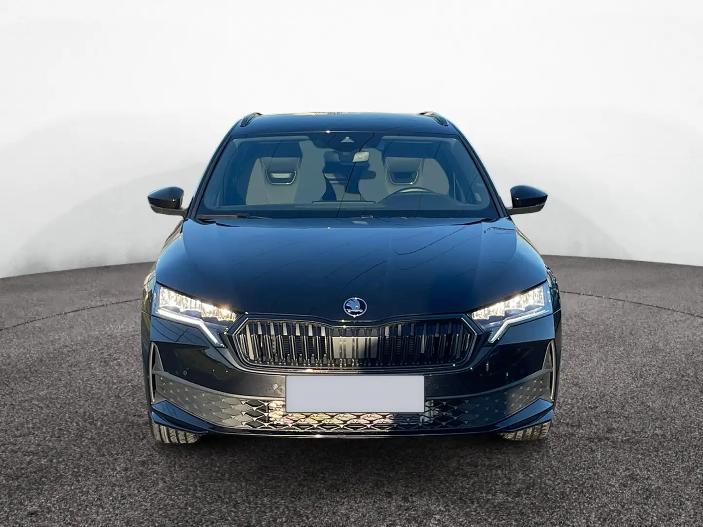 Skoda Octavia Combi Sportline eTSI DSG|AHK|el.HECK|KEY Schwarz - 2