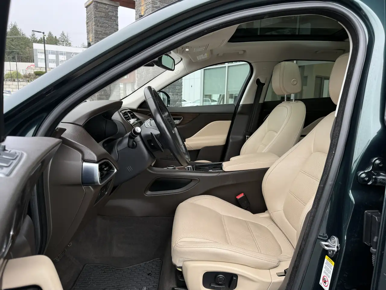 Jaguar F-Pace снимка Jaguar F-Pace