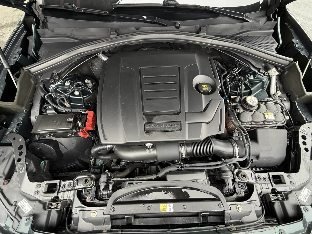 Jaguar F-Pace снимка Jaguar F-Pace