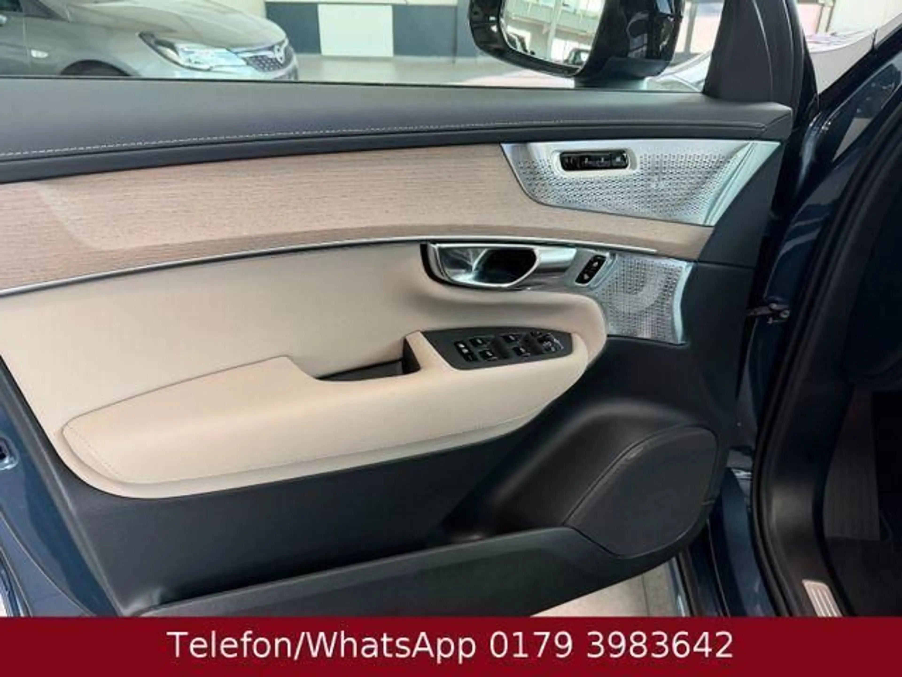 Volvo XC90 Ultra Dark Recharge Plug-In HybridAWD 22... — photo 7