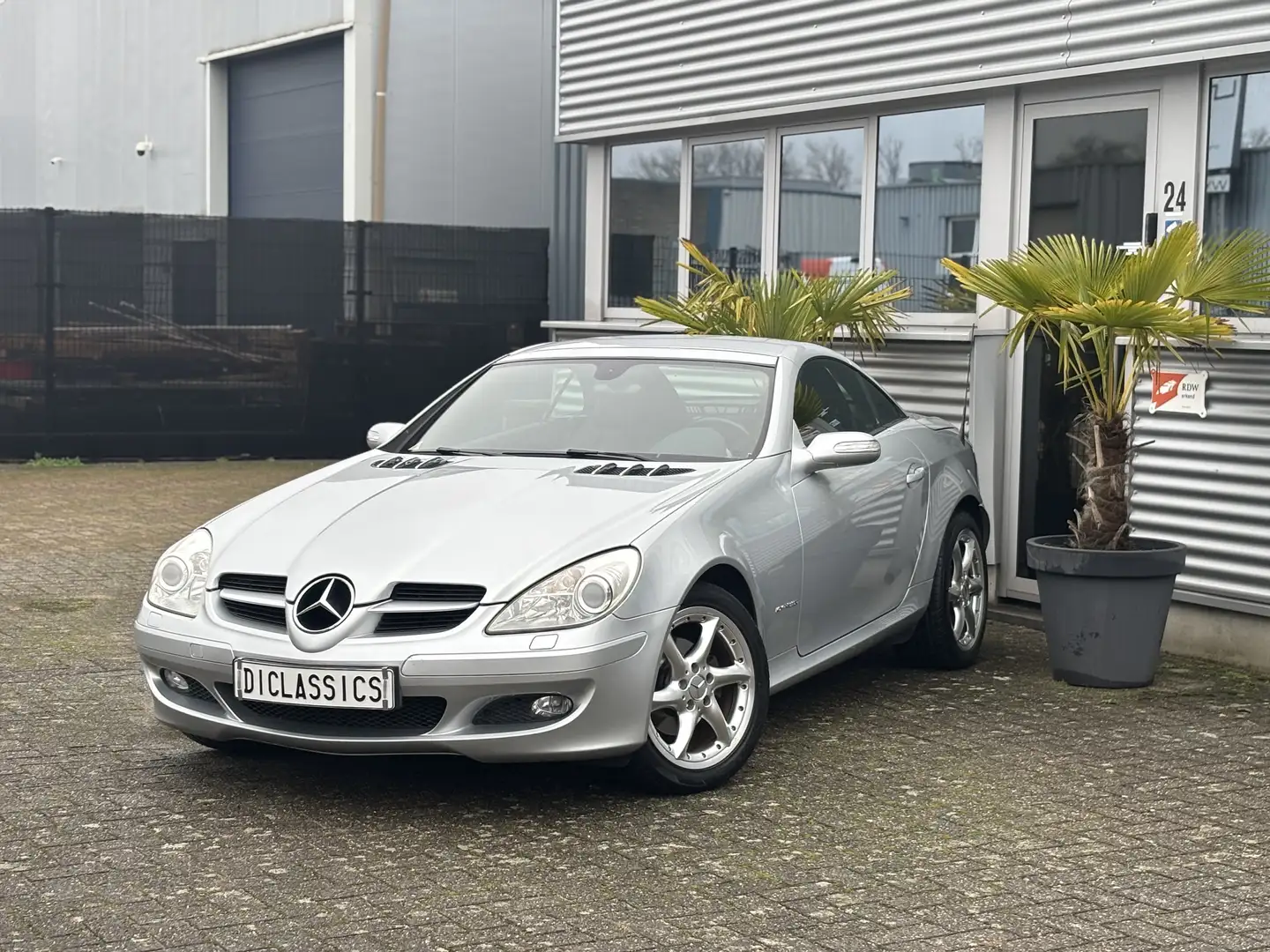 Mercedes-Benz SLK 200 Cabrio 2005 Handgeschakeld! Grau - 1