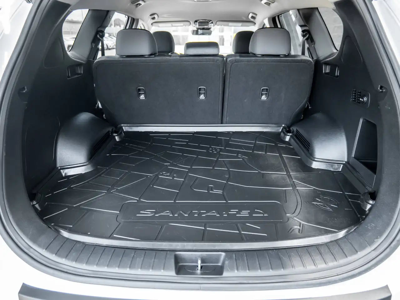 Hyundai SANTA FE photo Hyundai SANTA FE