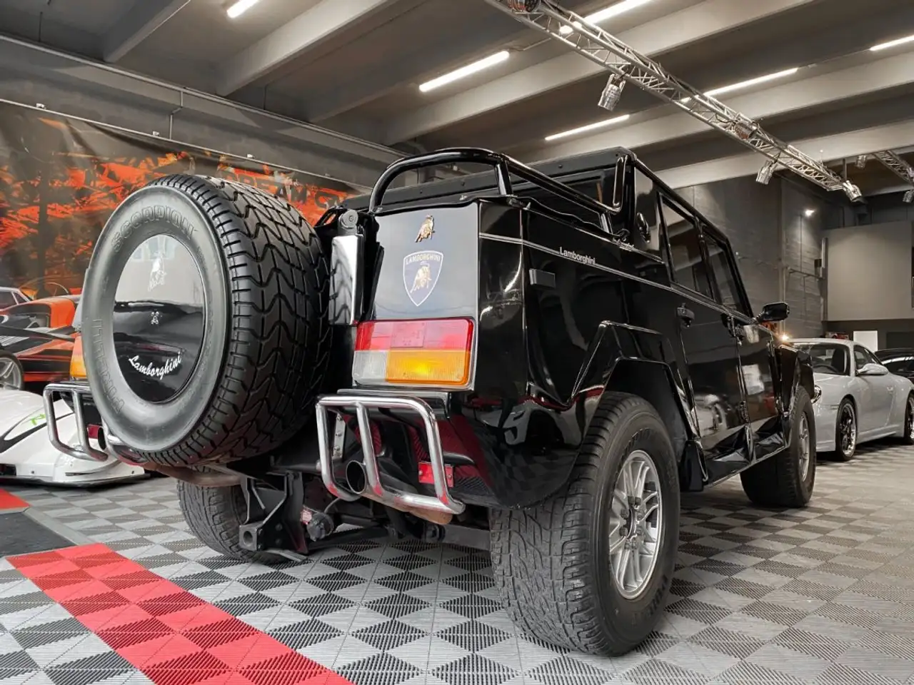 Lamborghini LM002 INJECTION V12 – COLLECTOR 1/60 – IMMATRICULATION FRANCE, foto 2