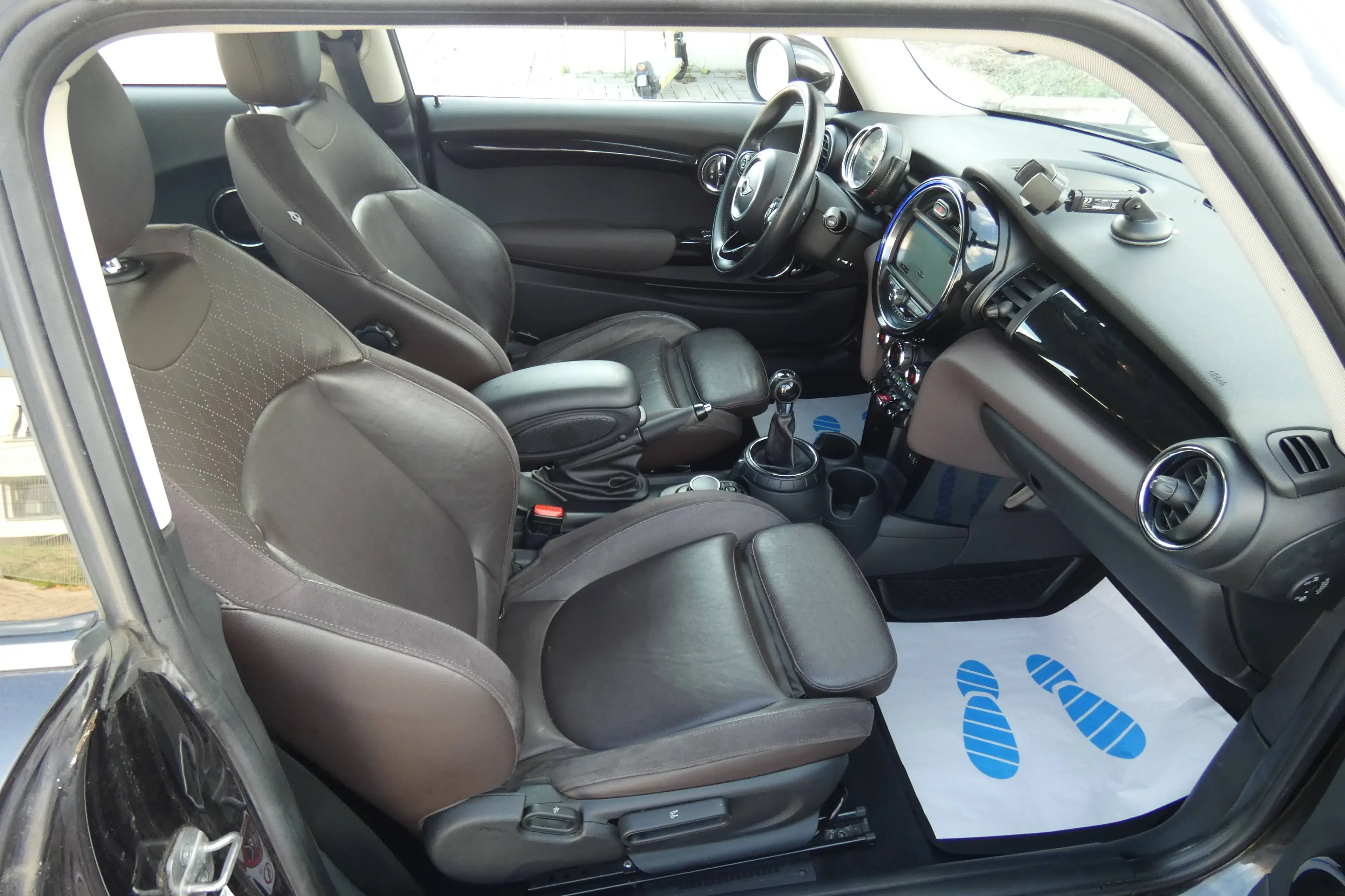 MINI Cooper S Cooper S — photo 11
