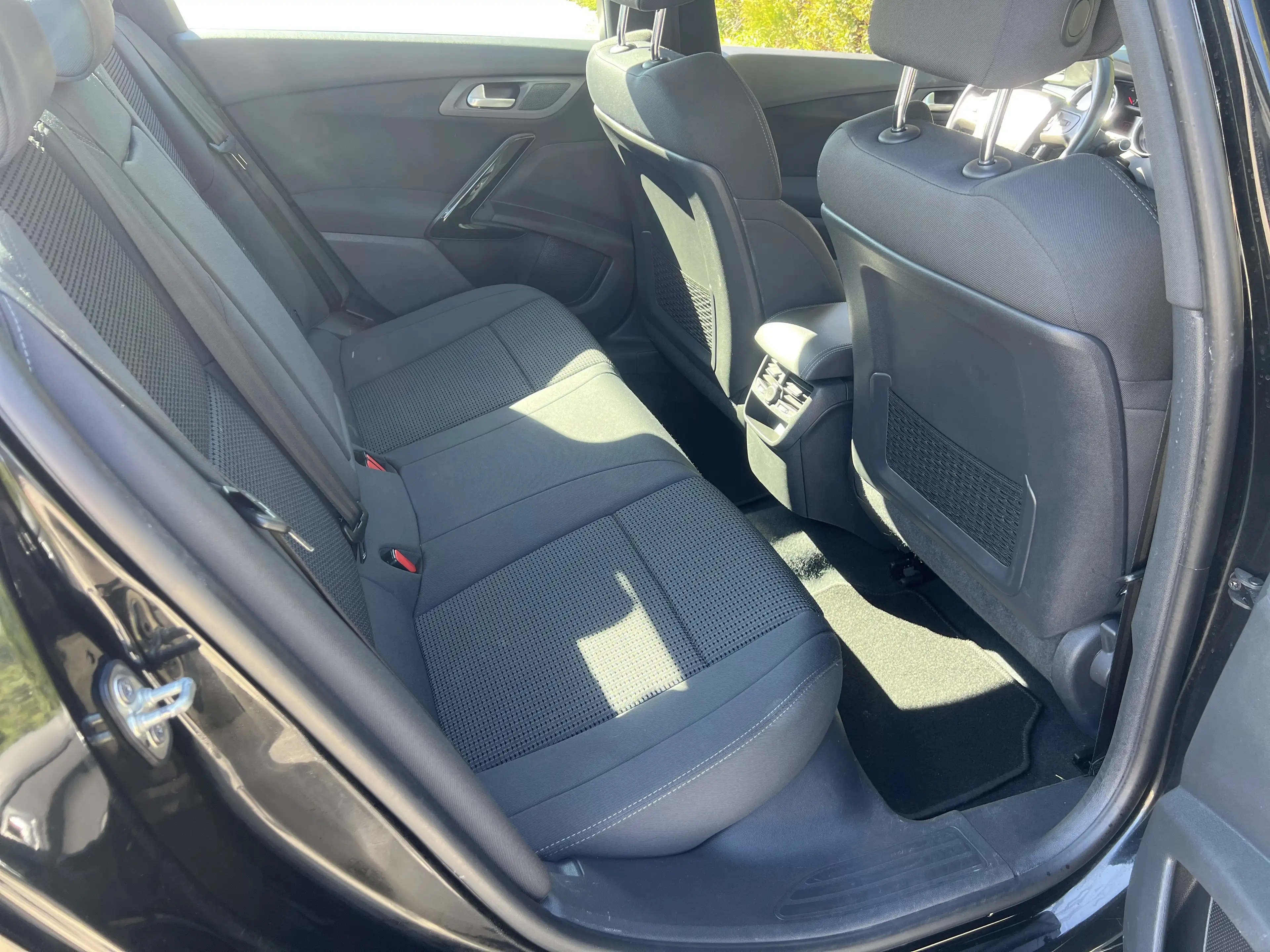 Peugeot 508 508 1.6 BlueHDi Special Edition S — photo 7