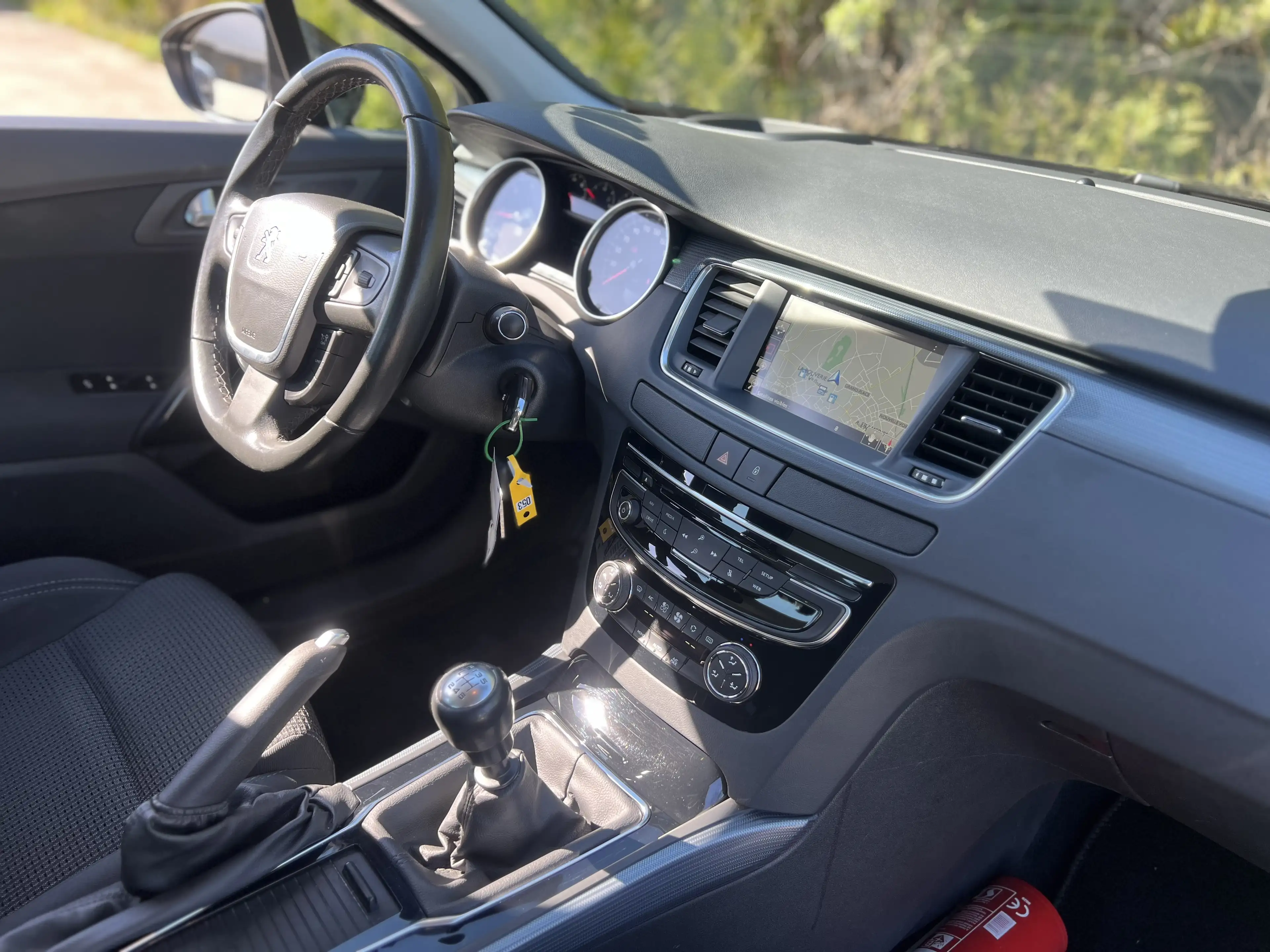 Peugeot 508 508 1.6 BlueHDi Special Edition S — photo 10