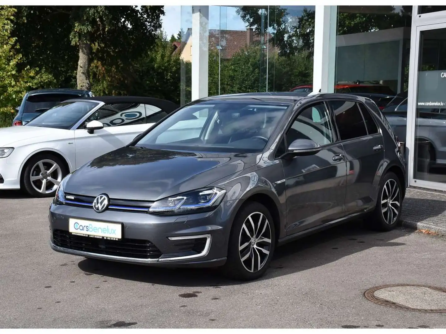 Volkswagen e-Golf 35,8 kWh ACC DISCOVER PRO SIDE KEYLESS LED 1 MAIN Gris - 2