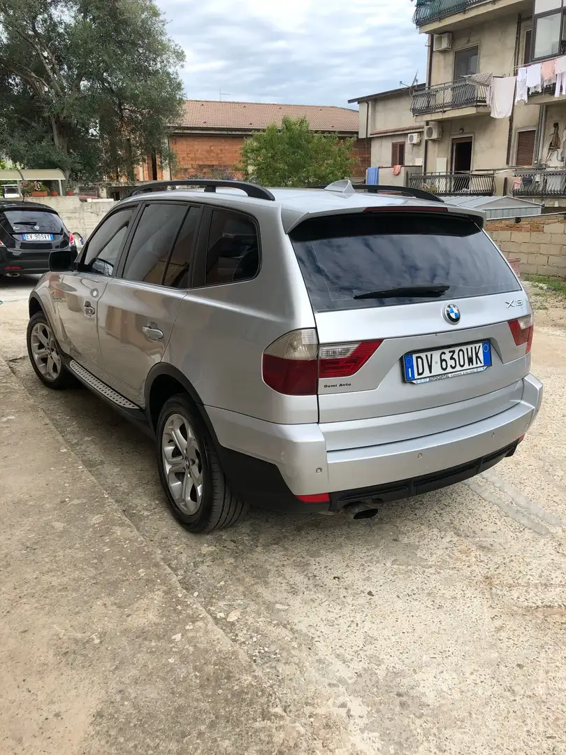 BMW X3 xdrive20d (2.0d) Futura 177cv Grigio - 2