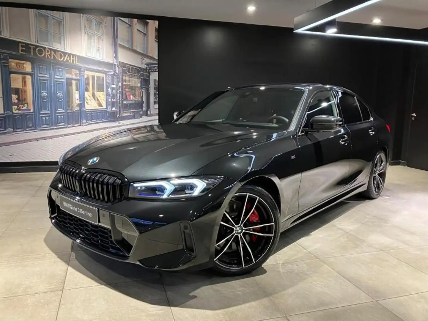 BMW 320 320dA 190ch M Sport Noir - 1