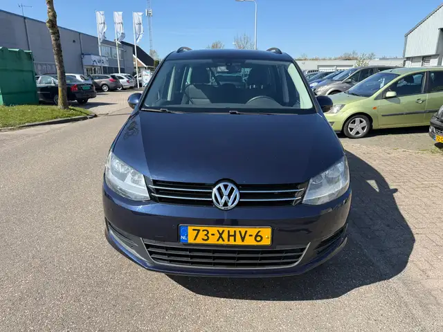 Volkswagen Sharan view 19