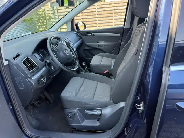 Volkswagen Sharan view 5