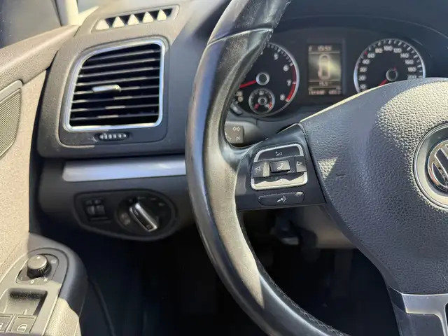 Volkswagen Sharan view 23