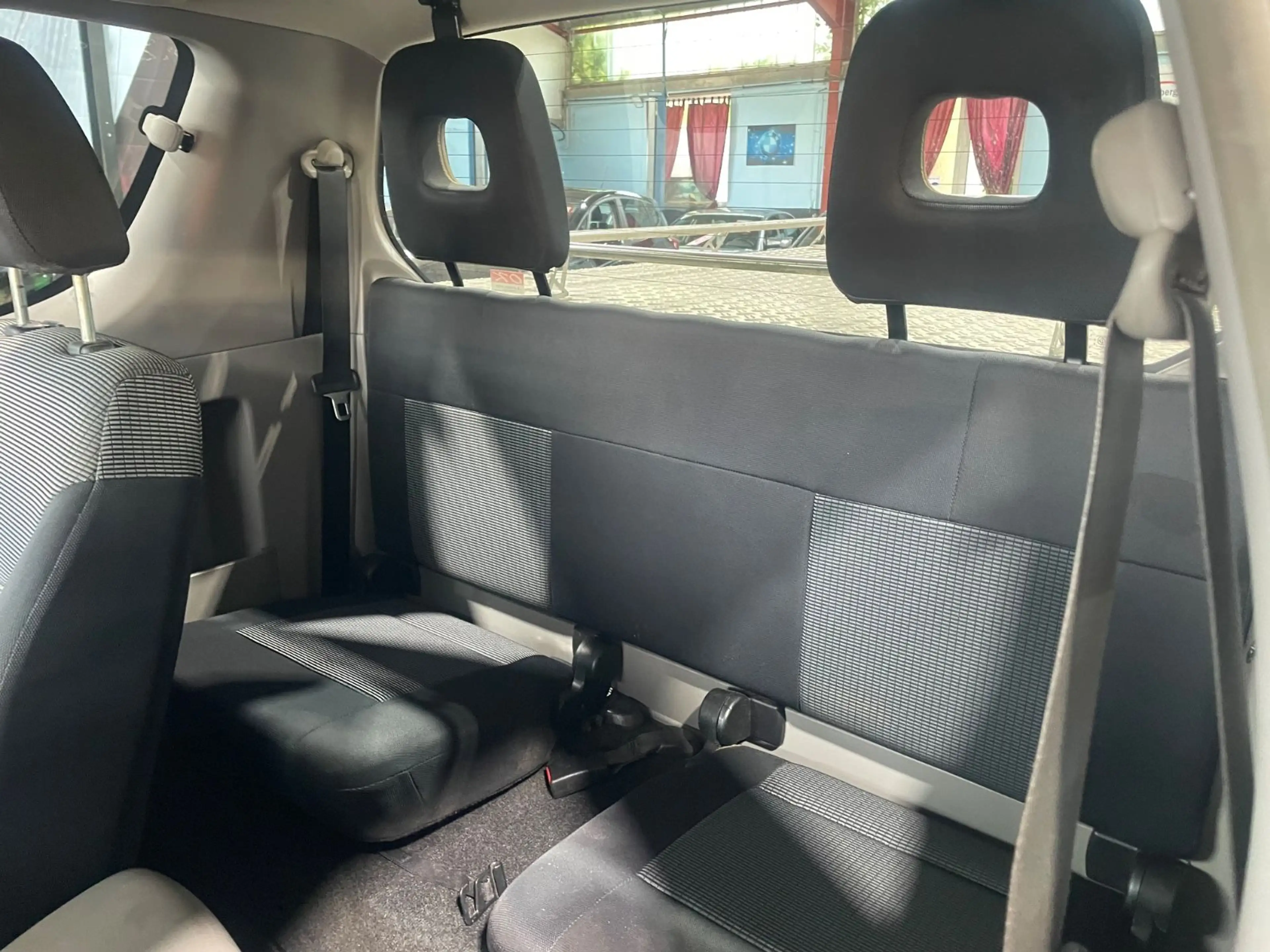 Mitsubishi L200 *2.5 DIESEL*4X4*OFFROAD*KLIMA*2.HAND*TÜV NEU — photo 13