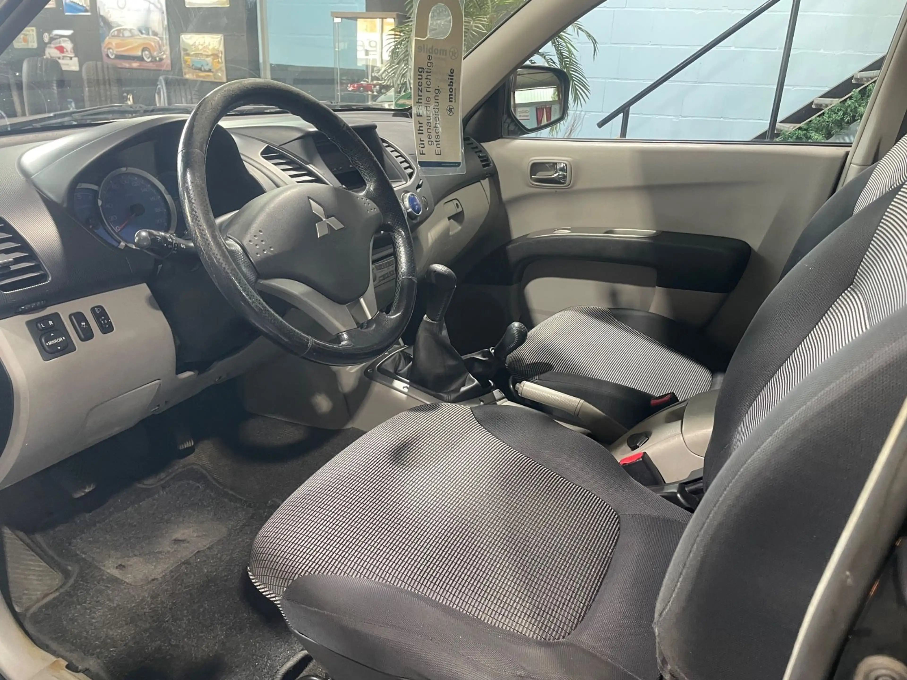 Mitsubishi L200 *2.5 DIESEL*4X4*OFFROAD*KLIMA*2.HAND*TÜV NEU — photo 10