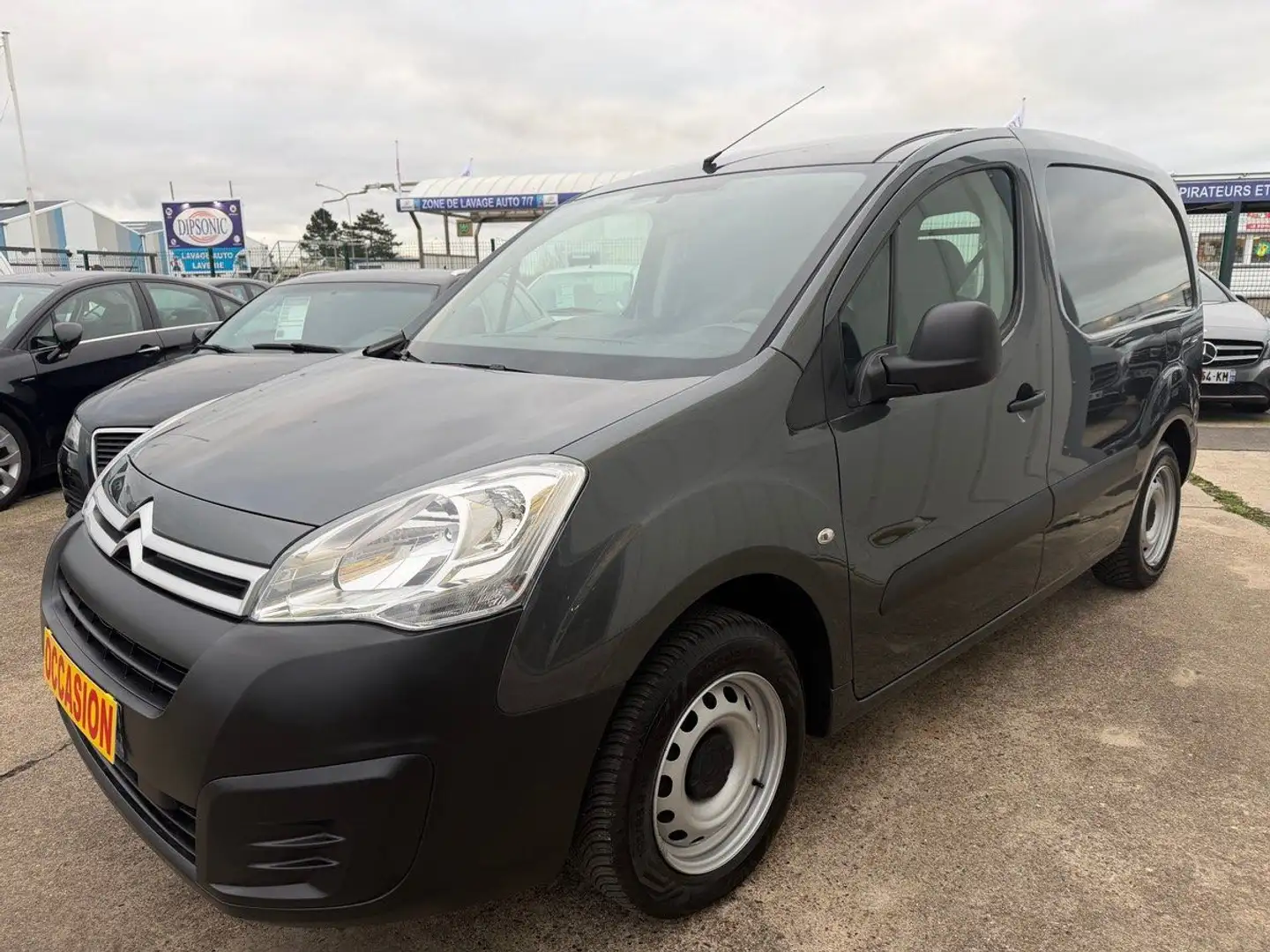 Citroen Berlingo 1,6 HDI 100CH / PAS DE TVA Gris - 2