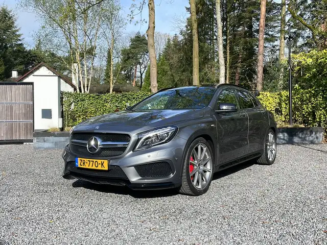 Mercedes-Benz GLA 45 AMG 381PK 4Matic *PANO*CARBON*CAMERA**SPORTSTOELEN*CRU