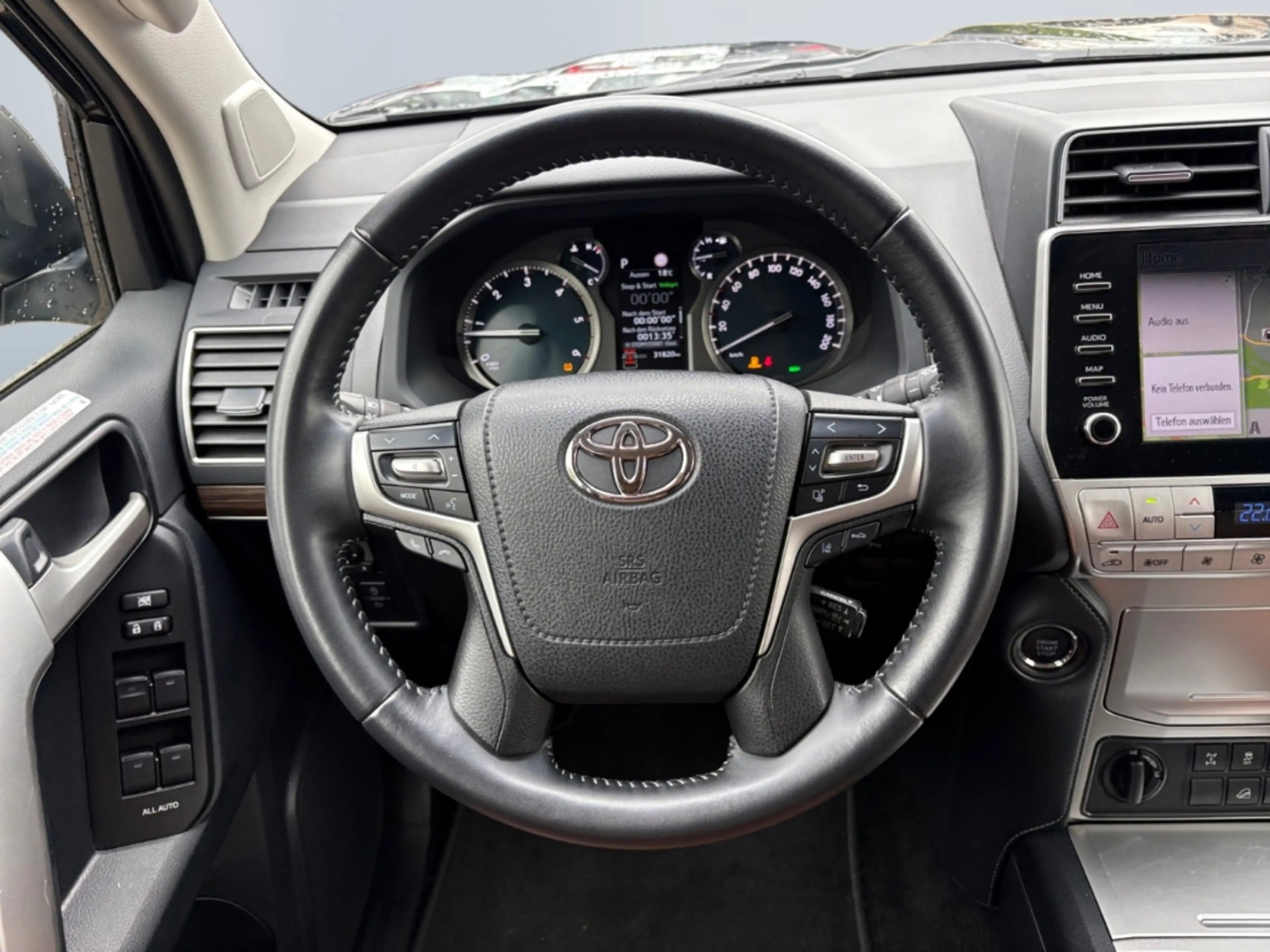 Toyota Land Cruiser 2.8 D-4D TEC-Edition *360°*JBL*AHK* — photo 12