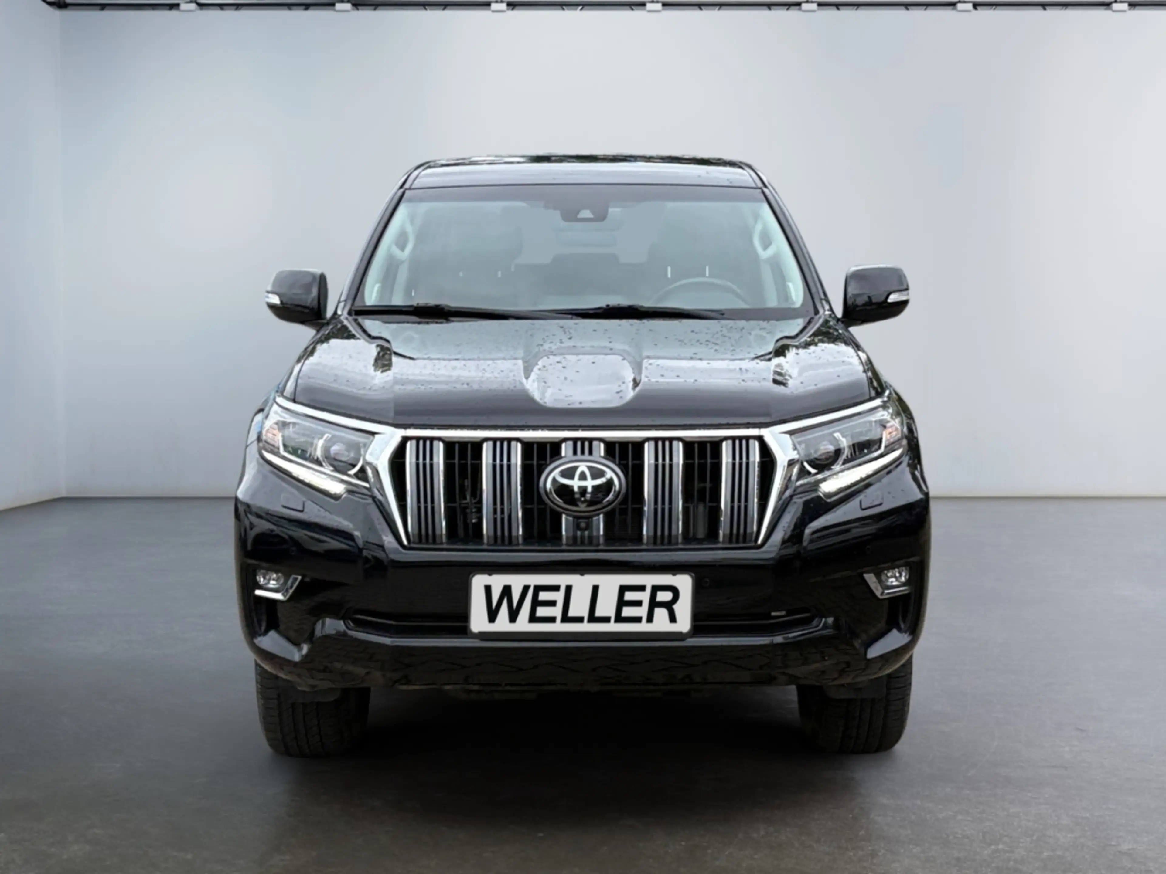 Toyota Land Cruiser 2.8 D-4D TEC-Edition *360°*JBL*AHK* — photo 2