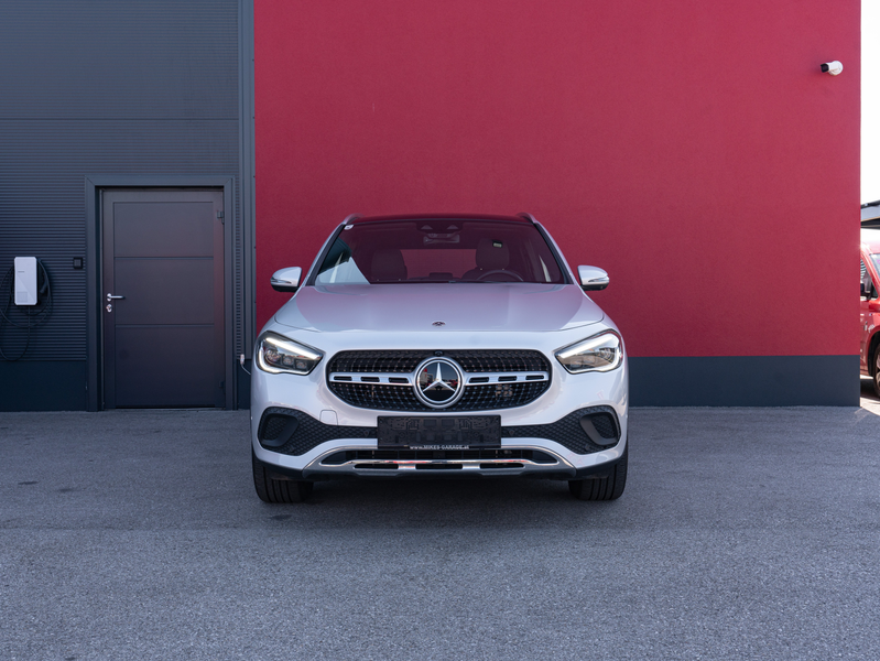 Mercedes-Benz GLA 250 GLA 250e *KEYLESS-GO**PANORAMA**360°KAMERA*ACC* — photo 2