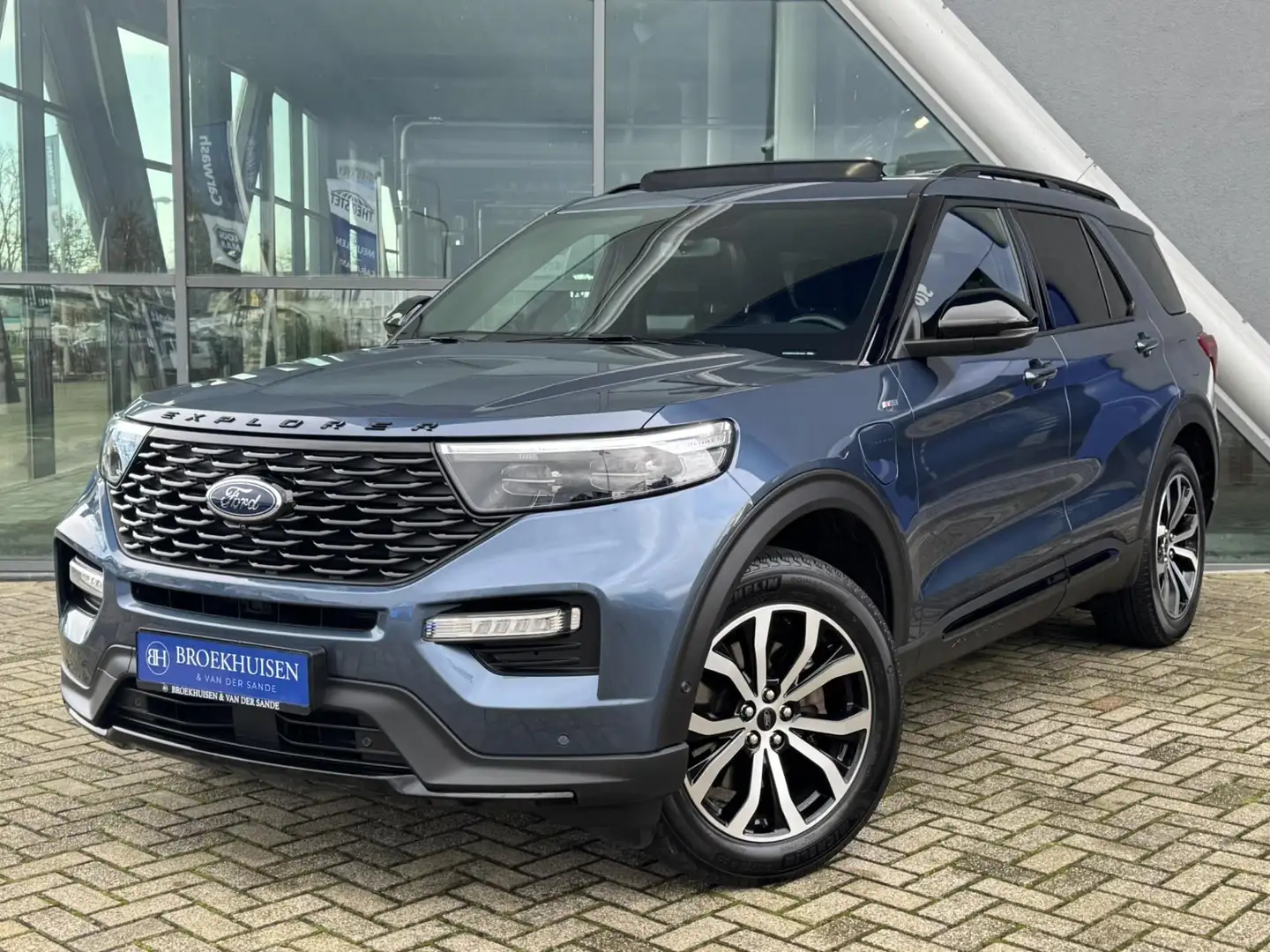 Ford Explorer 3.0 V6 EcoBoost 7 Pers. PHEV ST-Line 457pk Panoram Blauw - 1