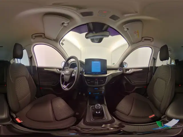 Ford Focus view 13