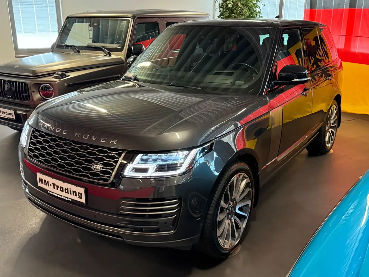 Land Rover Range Rover RANGE ROVER D350 AUTOBIO-PANORAM-STANDH.-1HD-EU6 Šedá - 1