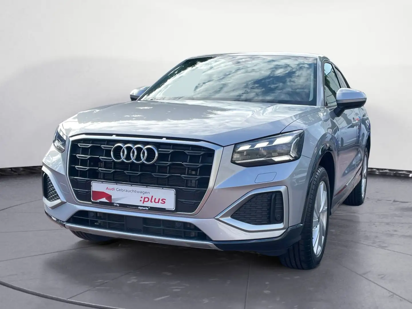 Audi Q2 35 TFSI advanced Matrix/AHK/MMI/Interface/Ass Silber - 2