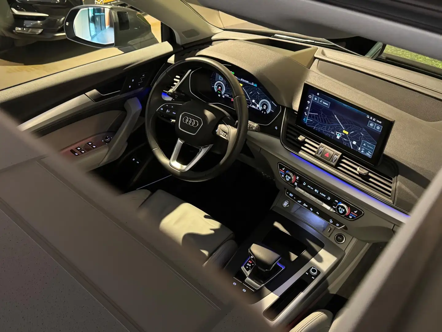 Audi Q5 50 TFSI e QUATTRO Competition 300 PK |B&O|LUCHTVER Grau - 2