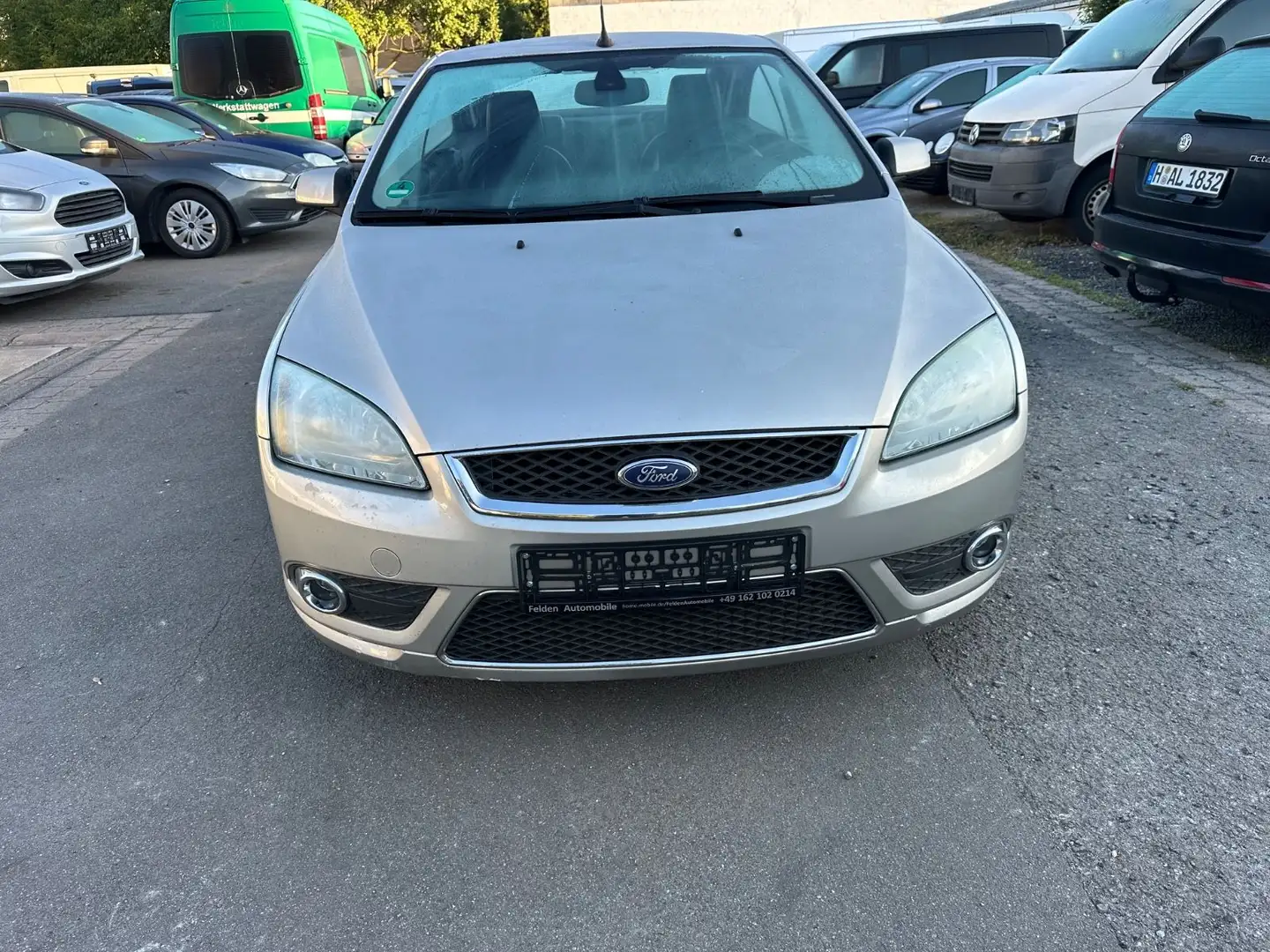 Ford Focus Cabrio Titanium Silber - 1
