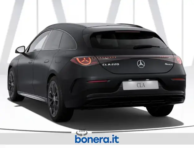 Mercedes-Benz CLA view 3