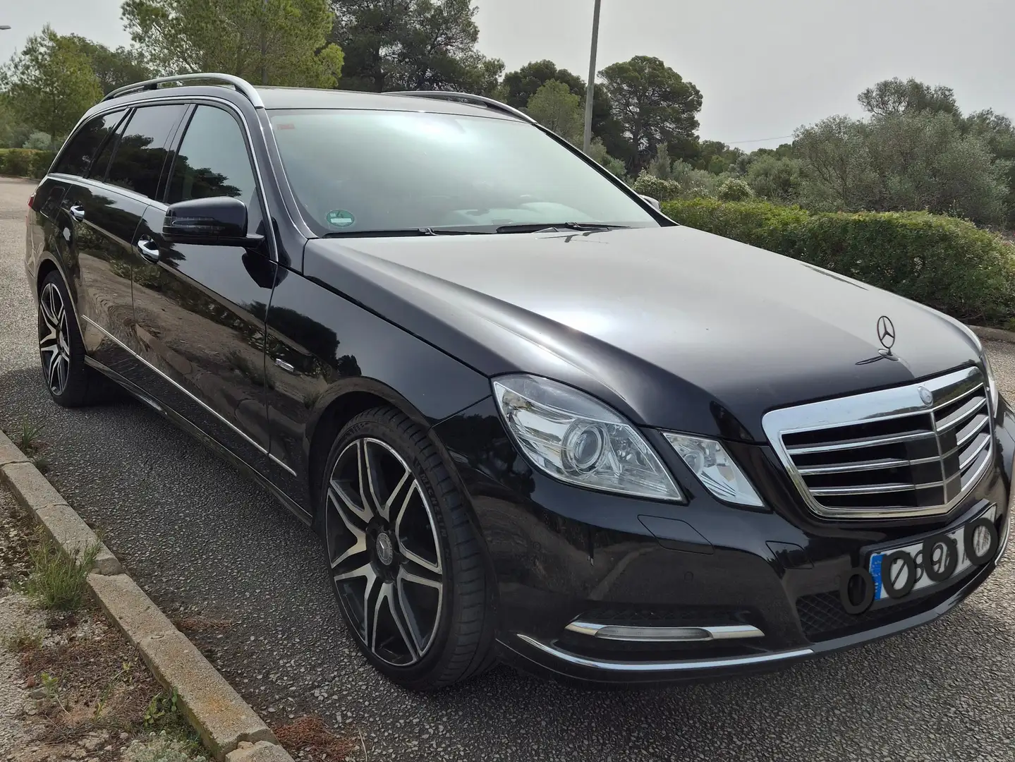 Mercedes-Benz 350 359 CGI Negro - 1