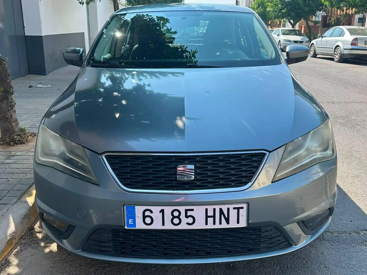 SEAT Toledo Toledo 1.6TDI CR Reference 105 Reference Gris - 1