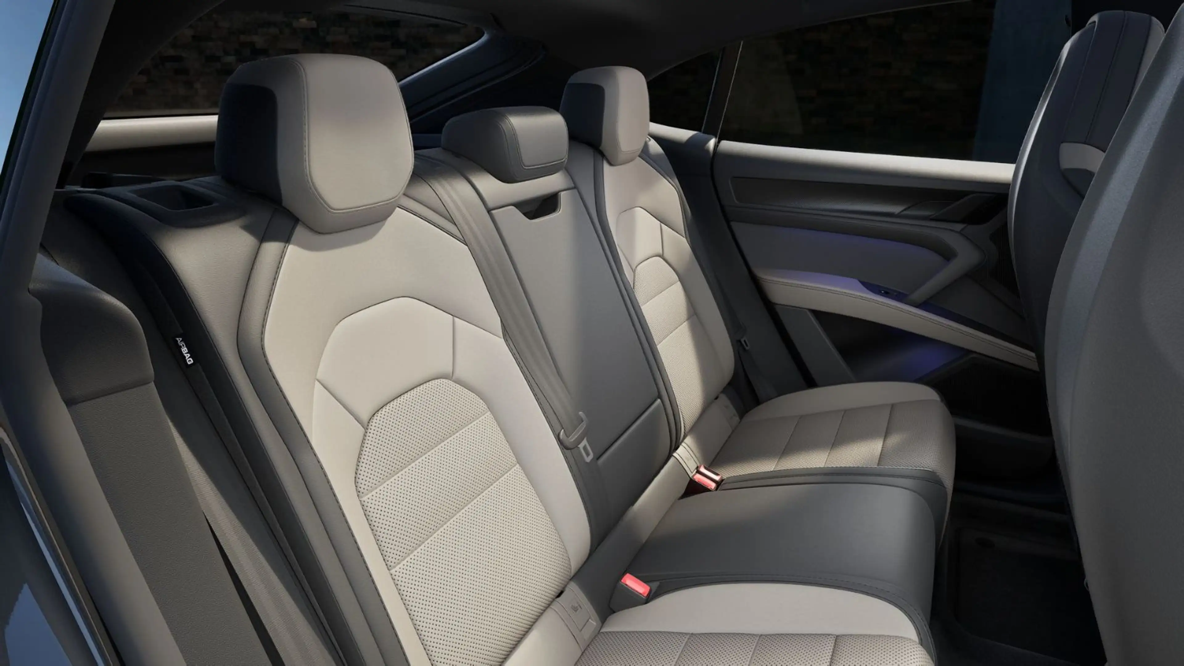 Porsche Cayenne S Coupe Electric | Hinterachslenkung | — photo 11