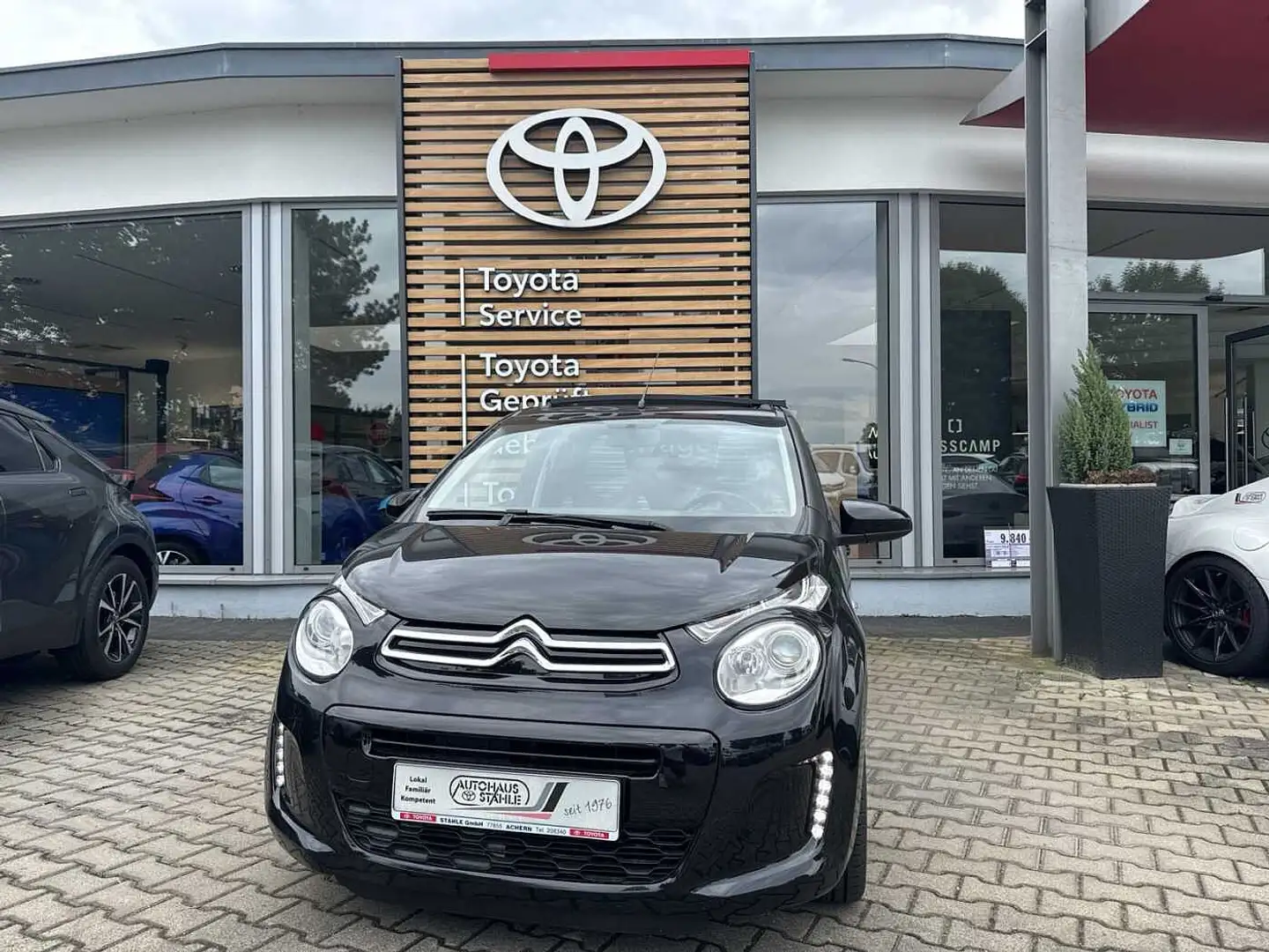 Citroen C1 5-TürerAirscape PureTech 82 Shine Faltdach, SHZ, Schwarz - 1