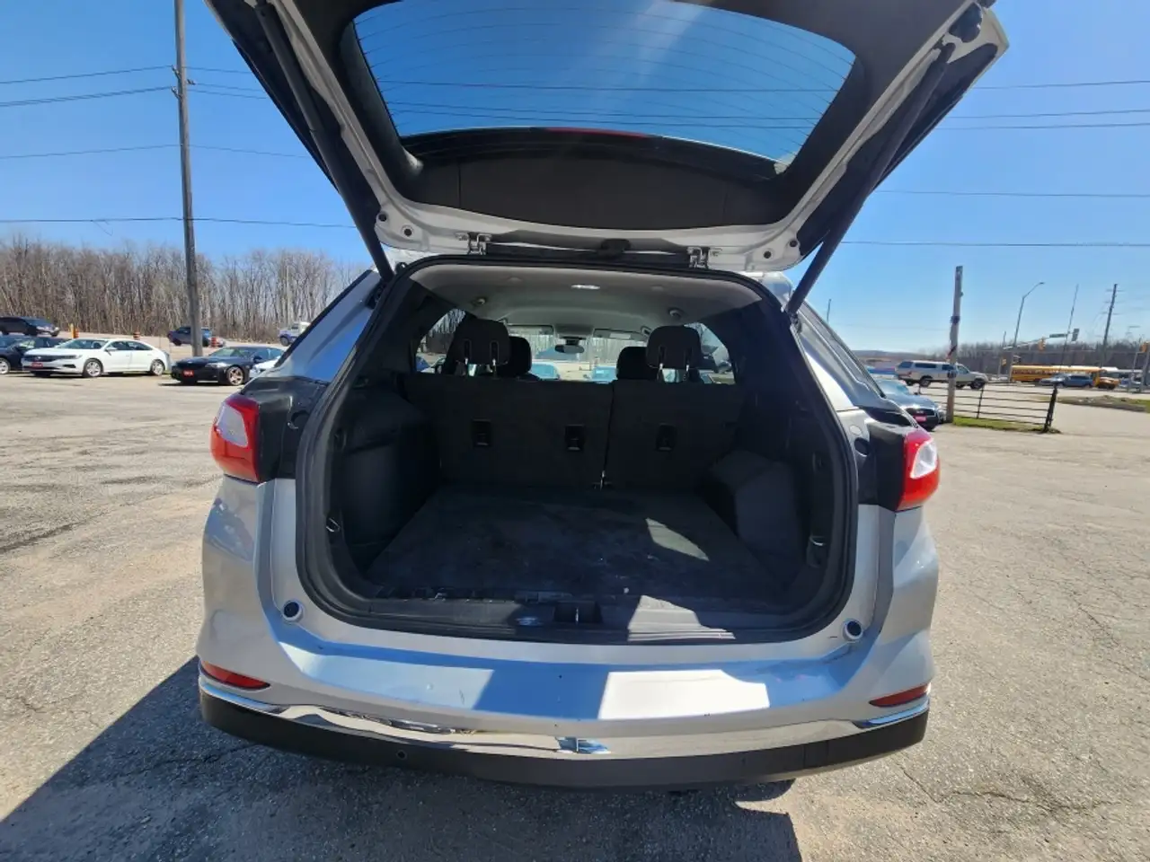 Chevrolet Equinox снимка Chevrolet Equinox