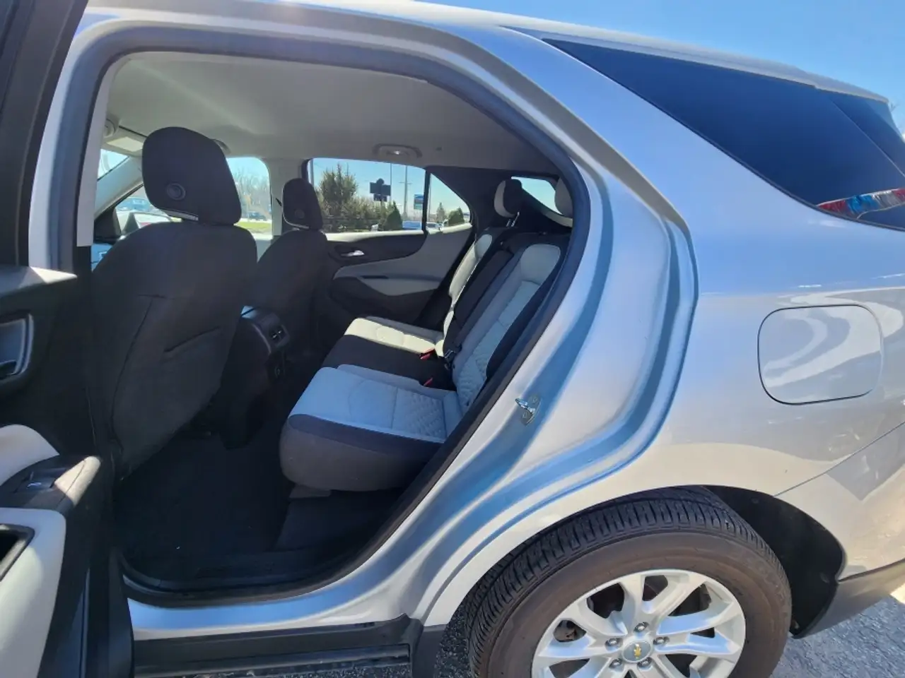 Chevrolet Equinox снимка Chevrolet Equinox