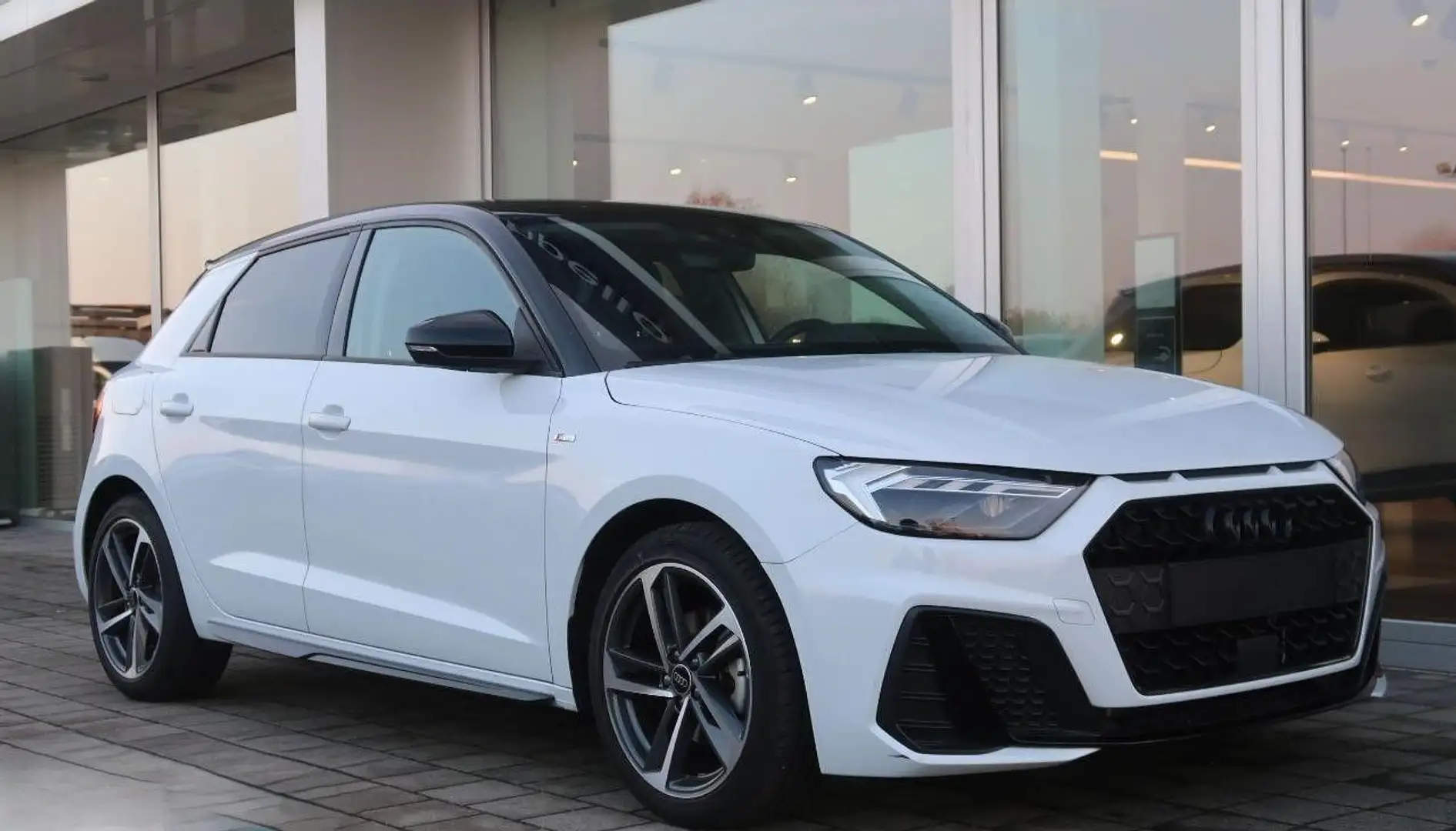 Audi A1 SPB 30 TFSI Identity Black Bianco - 1