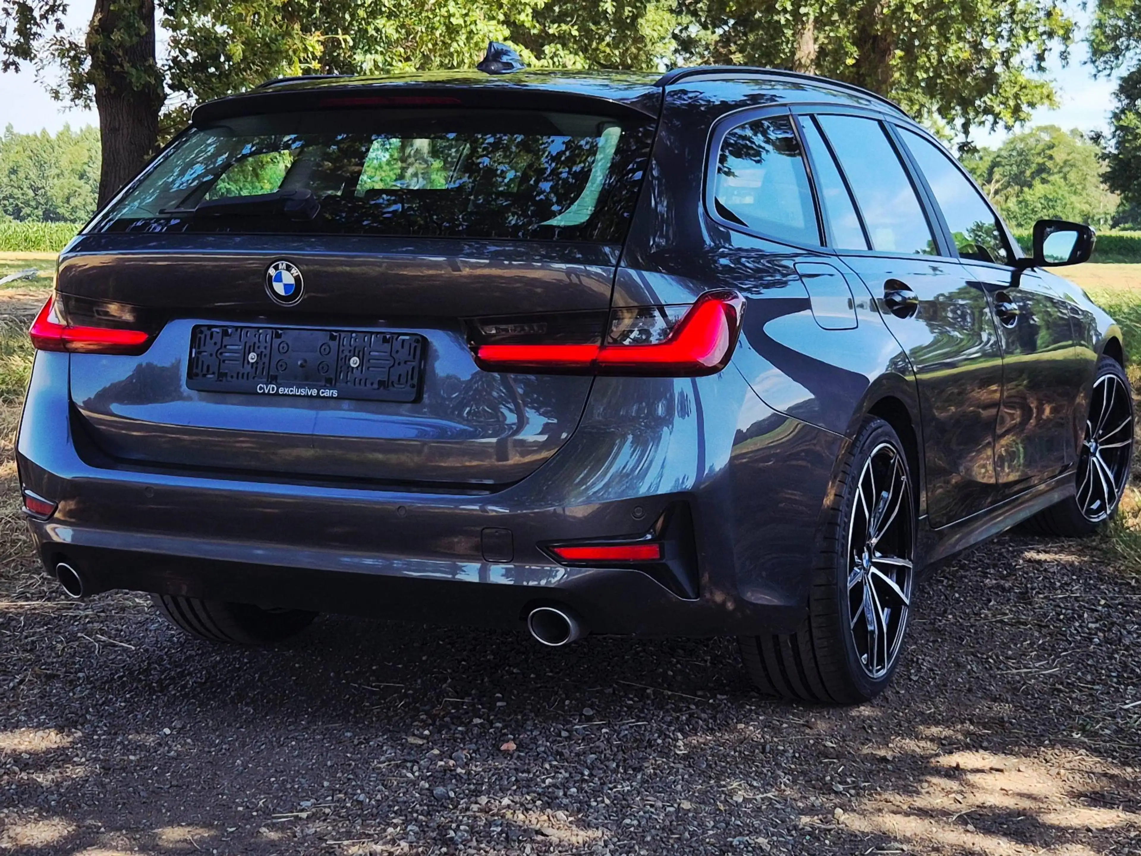BMW 316 Touring 316 dA-Virtual-Carplay-Leder-LED-Comfortpack-12MGAR — photo 5