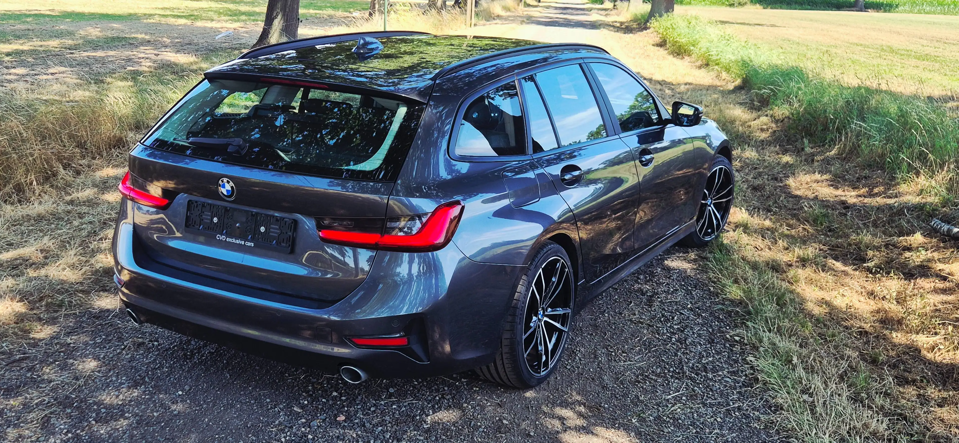 BMW 316 Touring 316 dA-Virtual-Carplay-Leder-LED-Comfortpack-12MGAR — photo 4