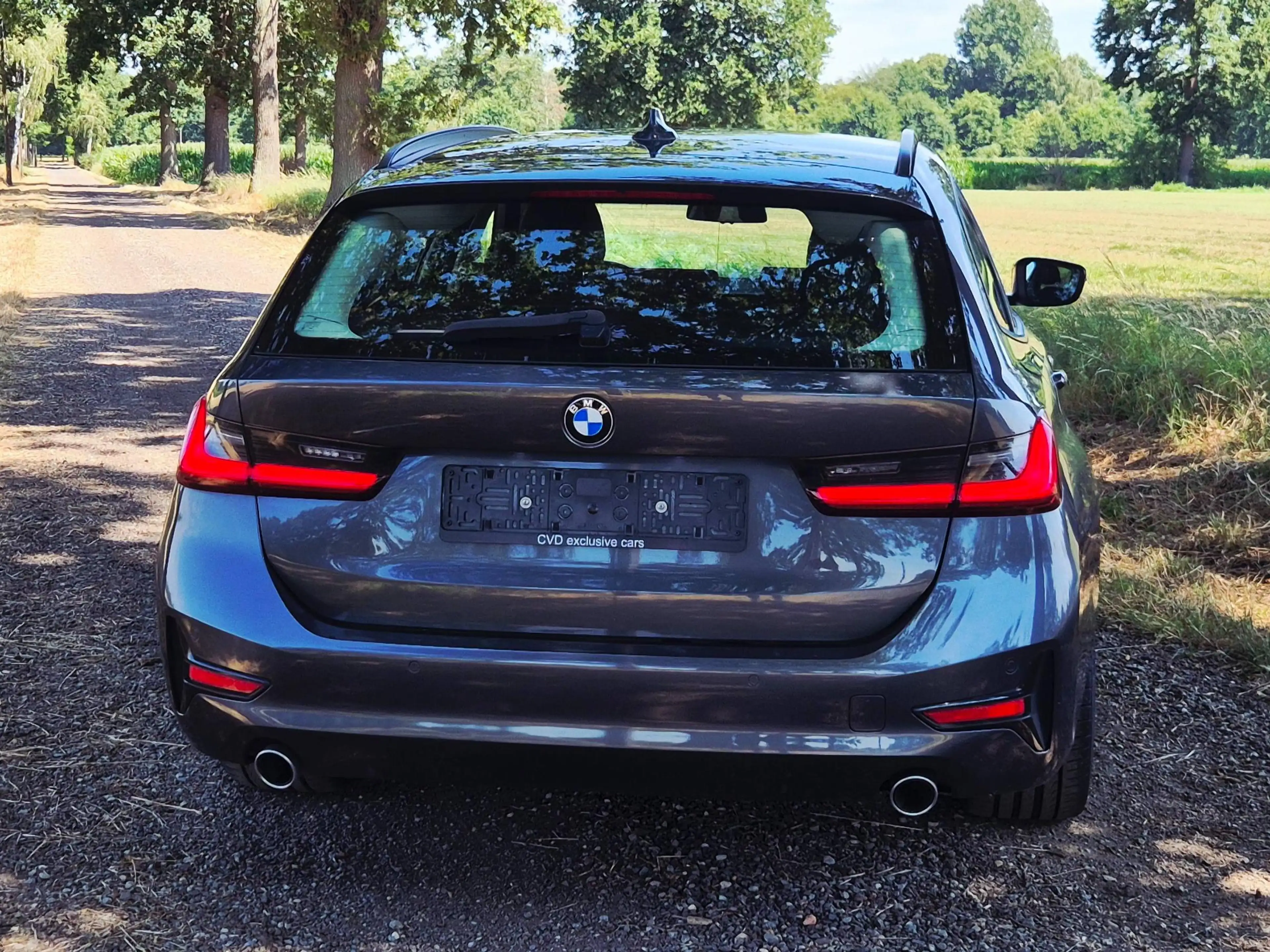 BMW 316 Touring 316 dA-Virtual-Carplay-Leder-LED-Comfortpack-12MGAR — photo 6