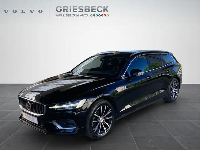 Volvo V60 Kombi T8 Twin Core Recharge WiPa*LED*Navi*DAB