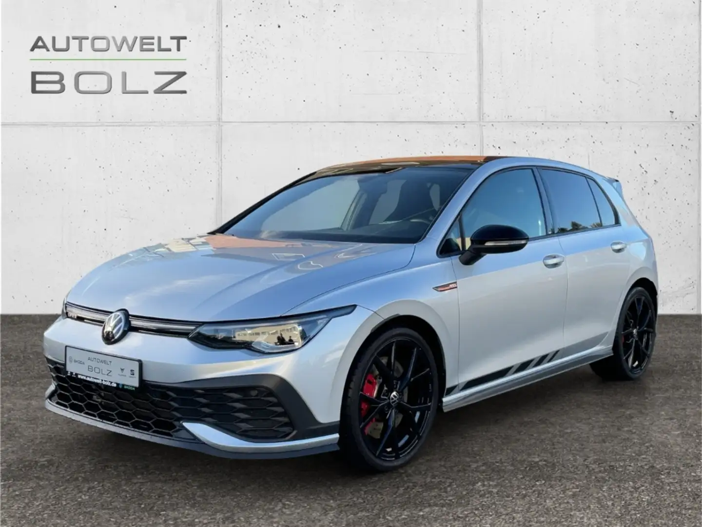 Volkswagen Golf VIII Clubsport 2.0 TSI Pano Kamera 19 Zoll Digital Silber - 1