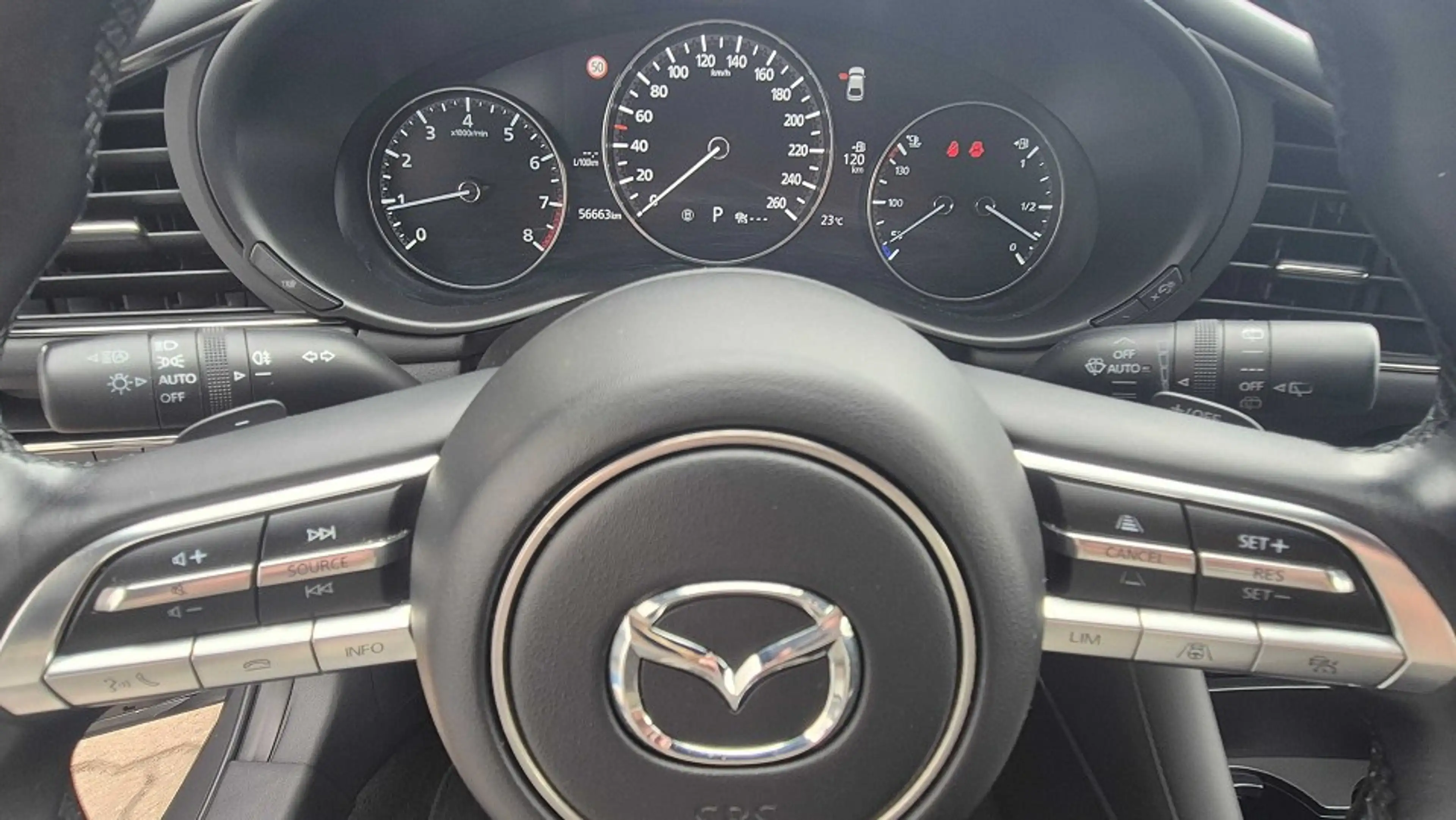 Mazda 3 SKYACTIV-G 2.0 M HYBRID AT FWD SELECTION A18 DES-P — photo 14