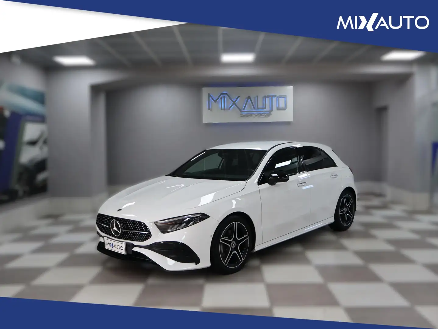 Mercedes-Benz A 200 D Premium AMG Line Auto Bianco - 1