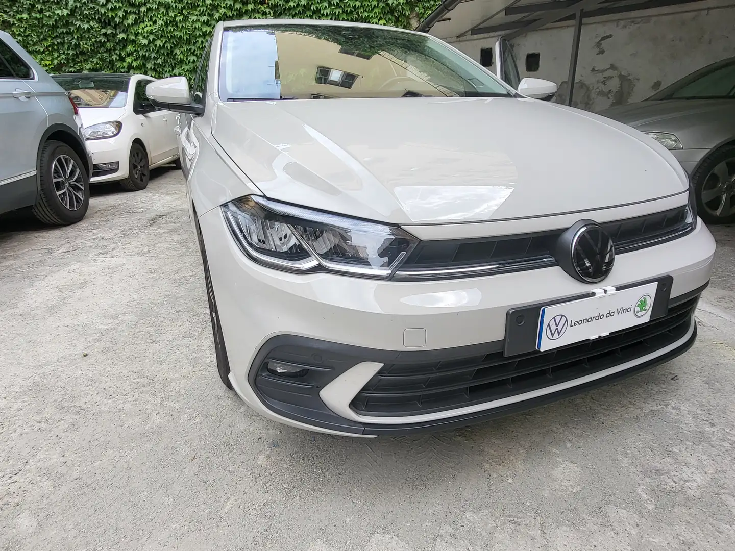 Volkswagen Polo Polo 1.0 tsi Style 95cv NEOPATENTATI Beige - 1