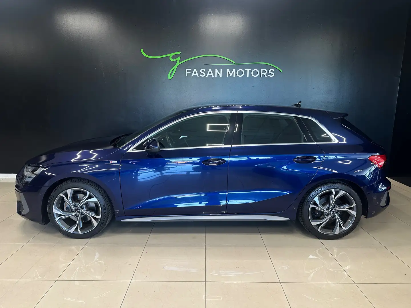 Audi A3 A3 Sportback 35 2.0 tdi S line Edition s-tronic Blu/Azzurro - 2