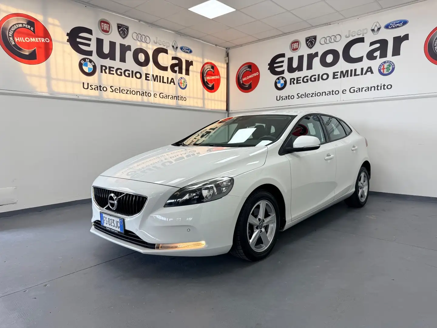 Volvo V40 V40 D2 Business Plus Weiß - 1