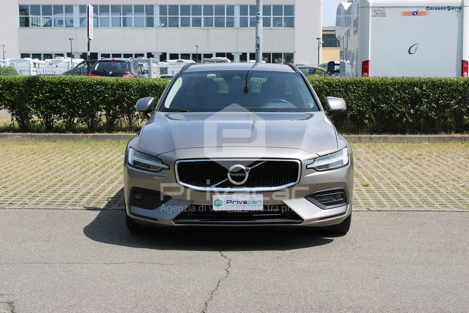Volvo V60 V60 D3 Momentum Geel - 2